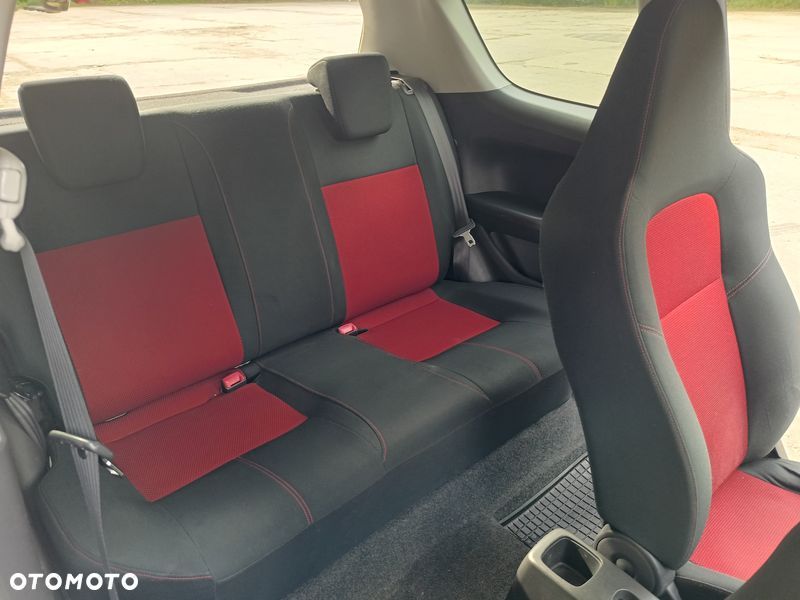 Suzuki Swift 1.6 Sport - 11