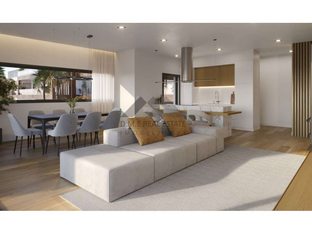Apartamento T3 com Estacionamento Privativo à Venda - Porta Nova, C... - Grande imagem: 2/16