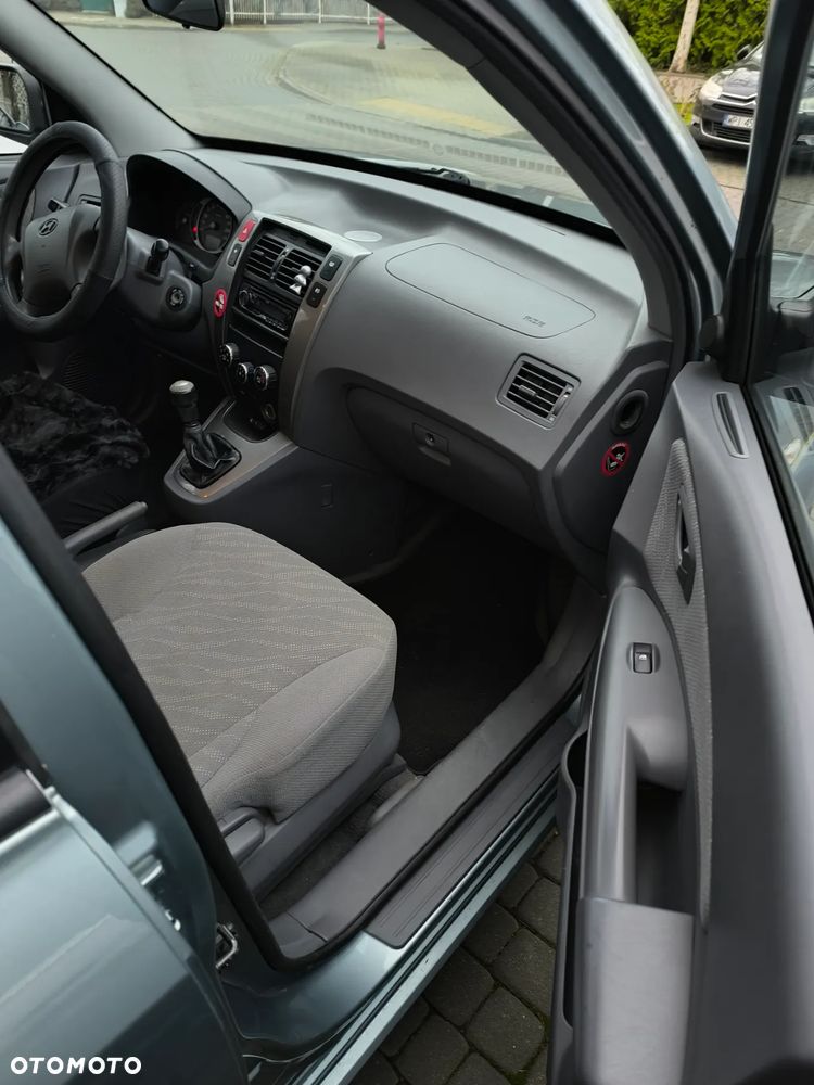 Hyundai Tucson 2.0 Active / Style - 13