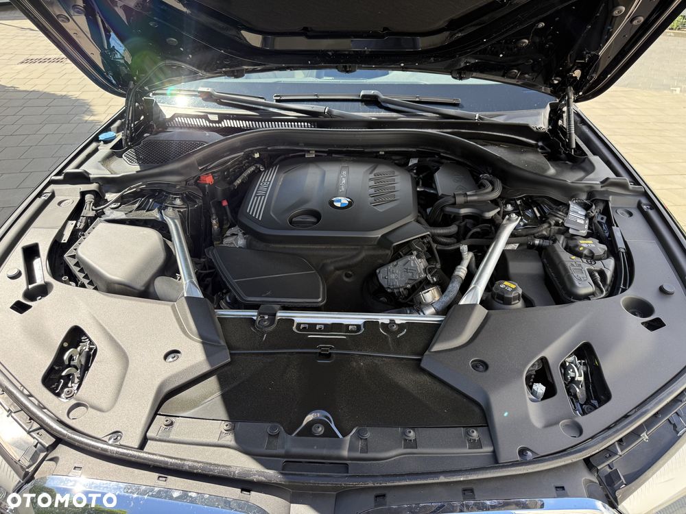 BMW Seria 5 520d xDrive Luxury Line - 4