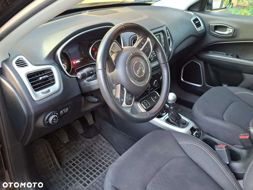 Jeep Compass 1.4 TMair Longitude FWD S&S - 2