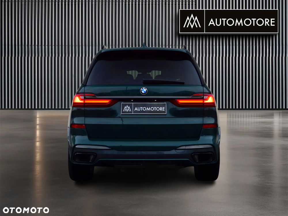 BMW X7 - 7