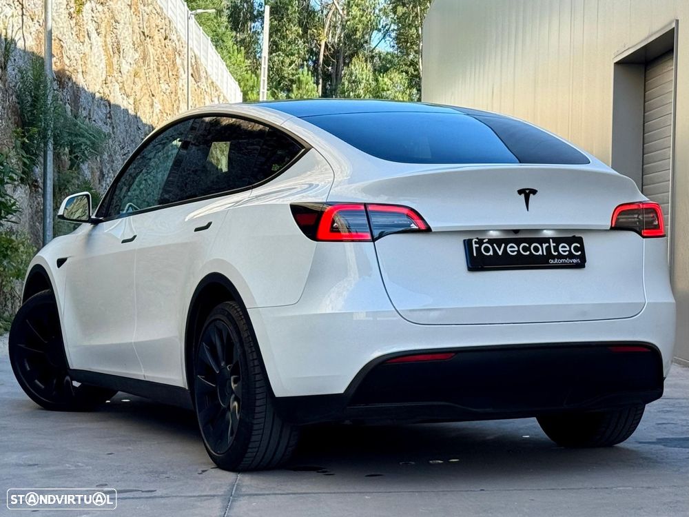 Tesla Model Y Standard - 9