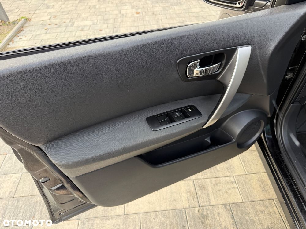 Nissan Qashqai+2 2.0 Tekna - 32