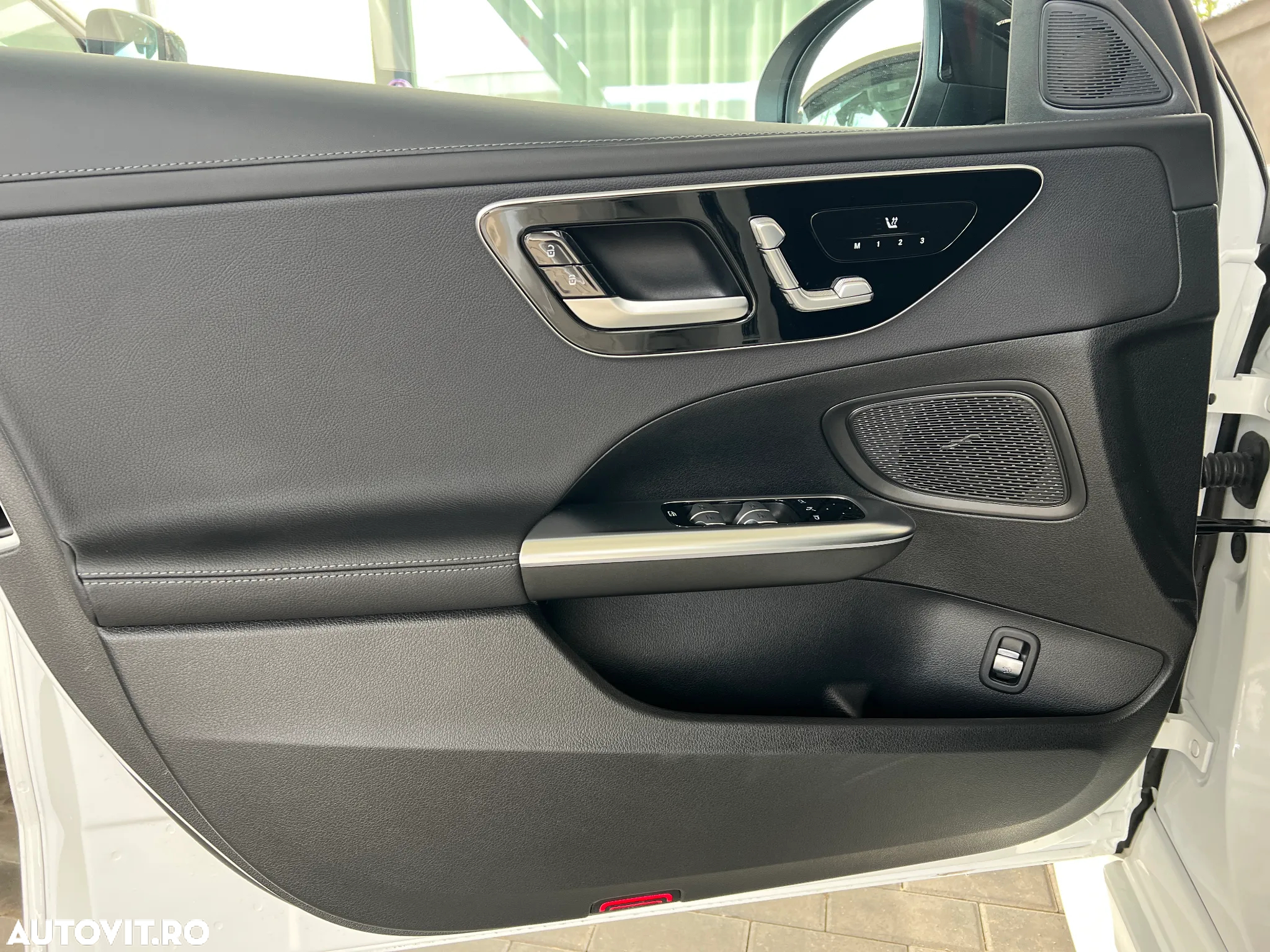 Mercedes-Benz C 300 MHEV 4MATIC - 27