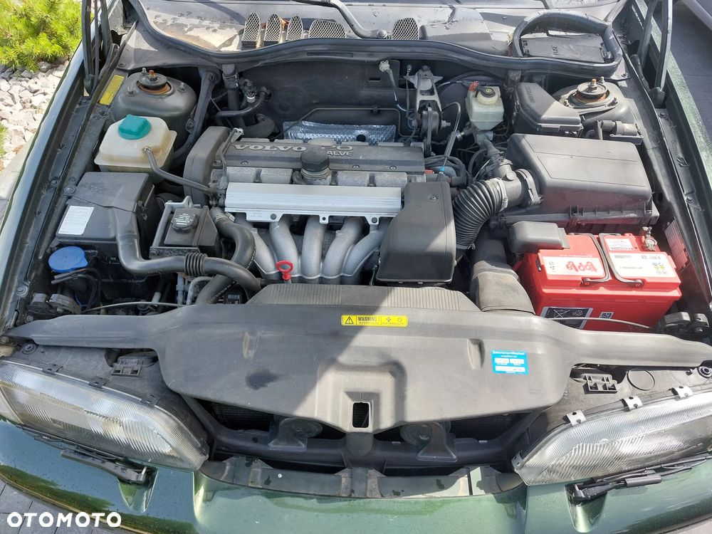 Volvo V70 2.4 - 30
