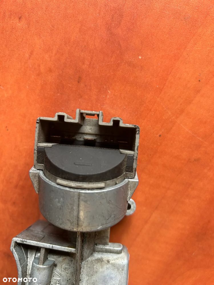 Stacyjka Ford A1509070384E - 4