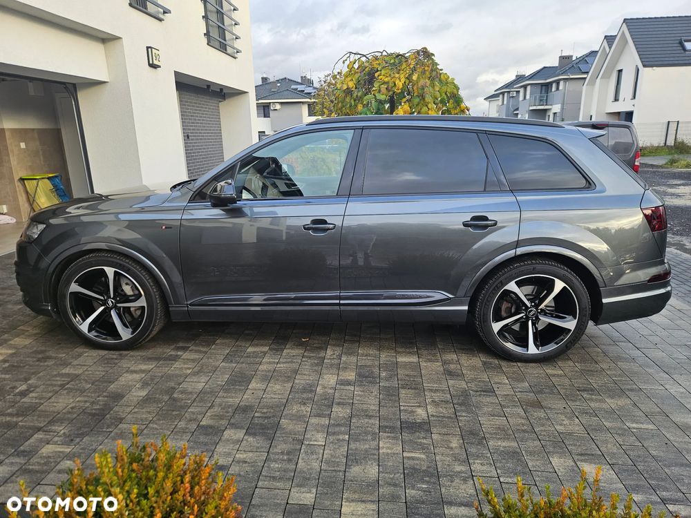 Audi Q7 - 4