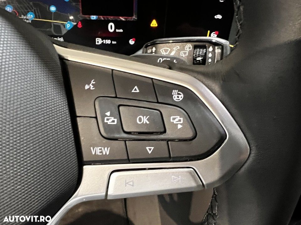 Volkswagen Touareg - 17