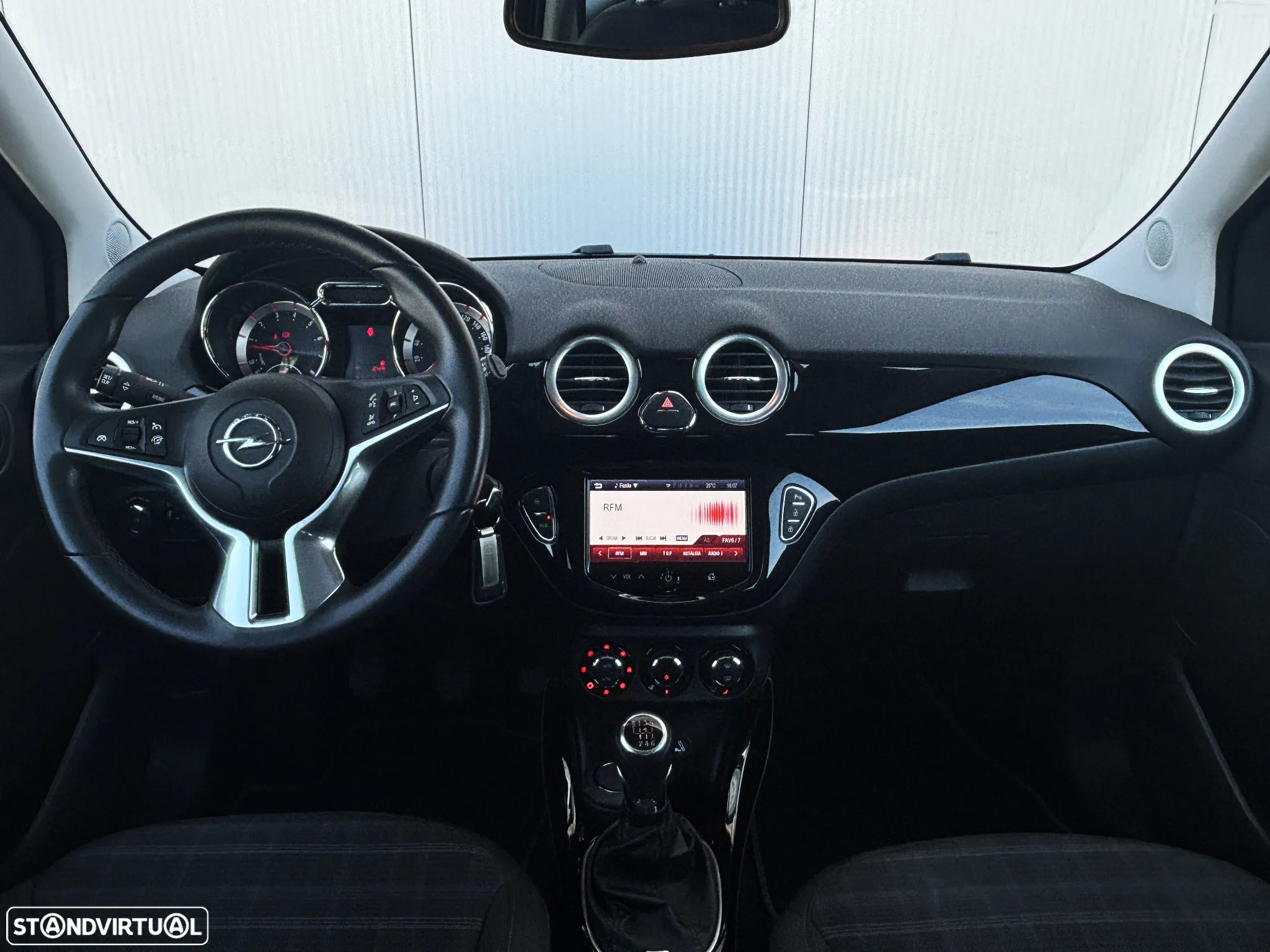 Opel Adam 1.0 T Glam - 10
