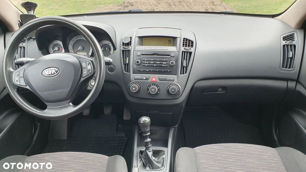 Kia Ceed 1.6 Crdi Comfort - 9