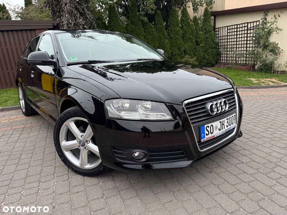 Audi A3 Sportback - 2