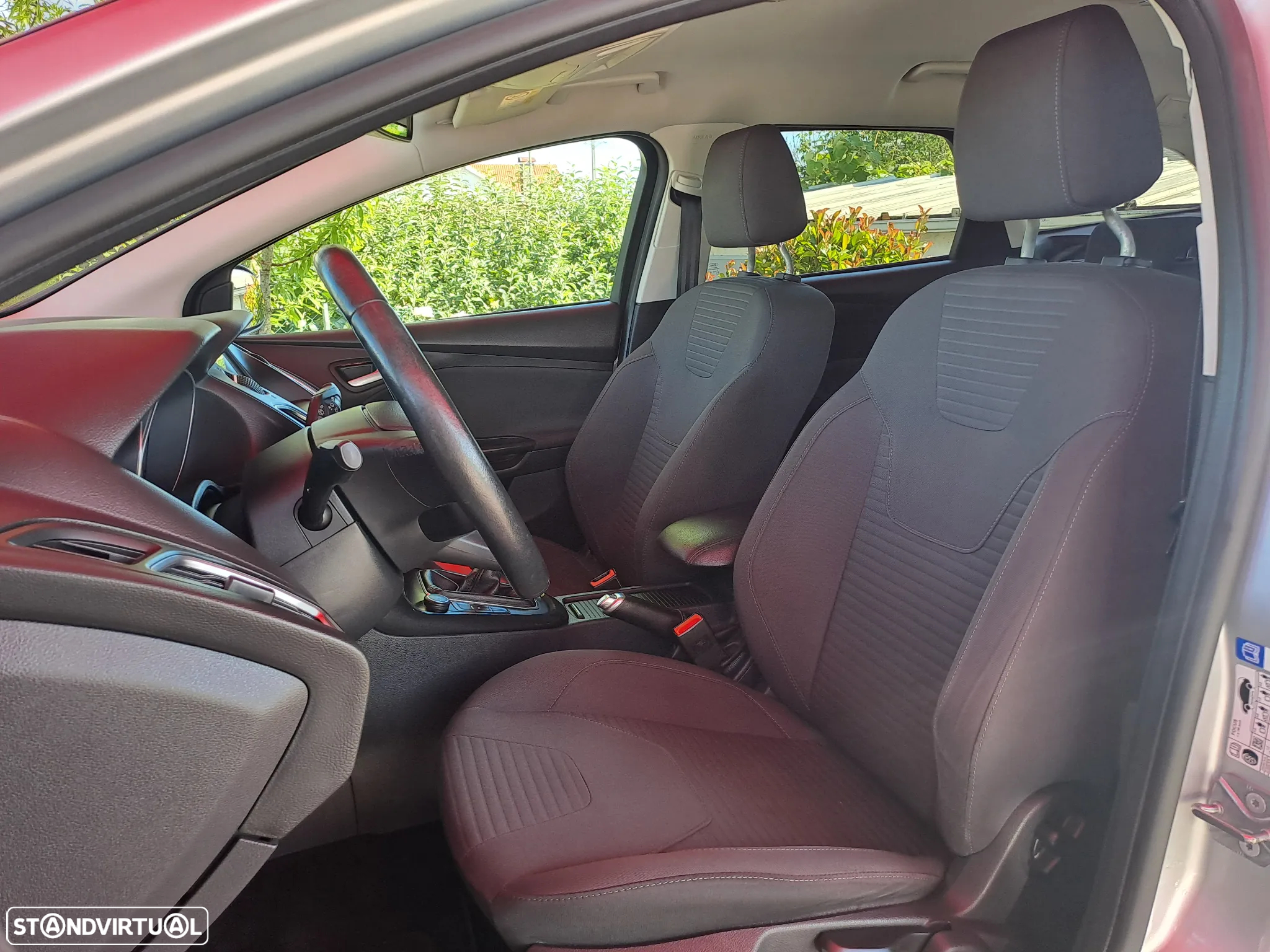 Ford Focus SW 1.5 TDCi EcoBlue Titanium - 11