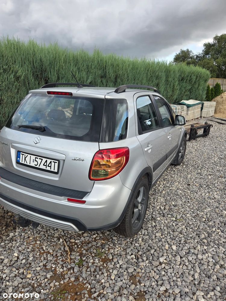Suzuki SX4 - 6