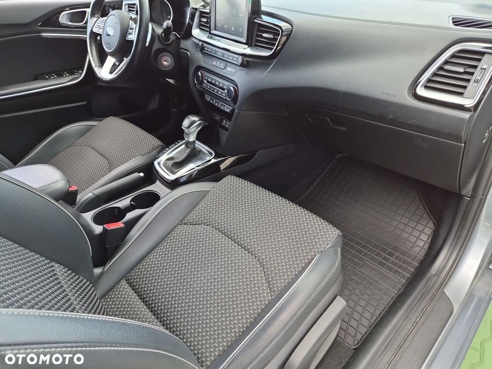 Kia Ceed 1.4 T-GDI L DCT - 27