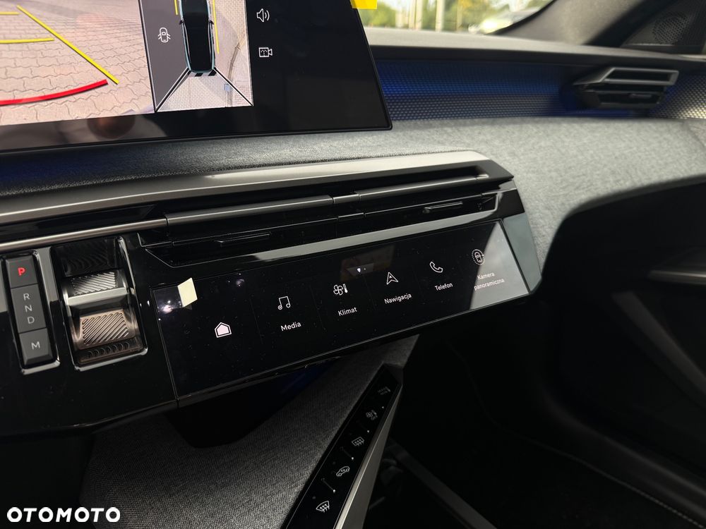 Peugeot 3008 1.2 PureTech mHEV GT E-DCS6 - 23