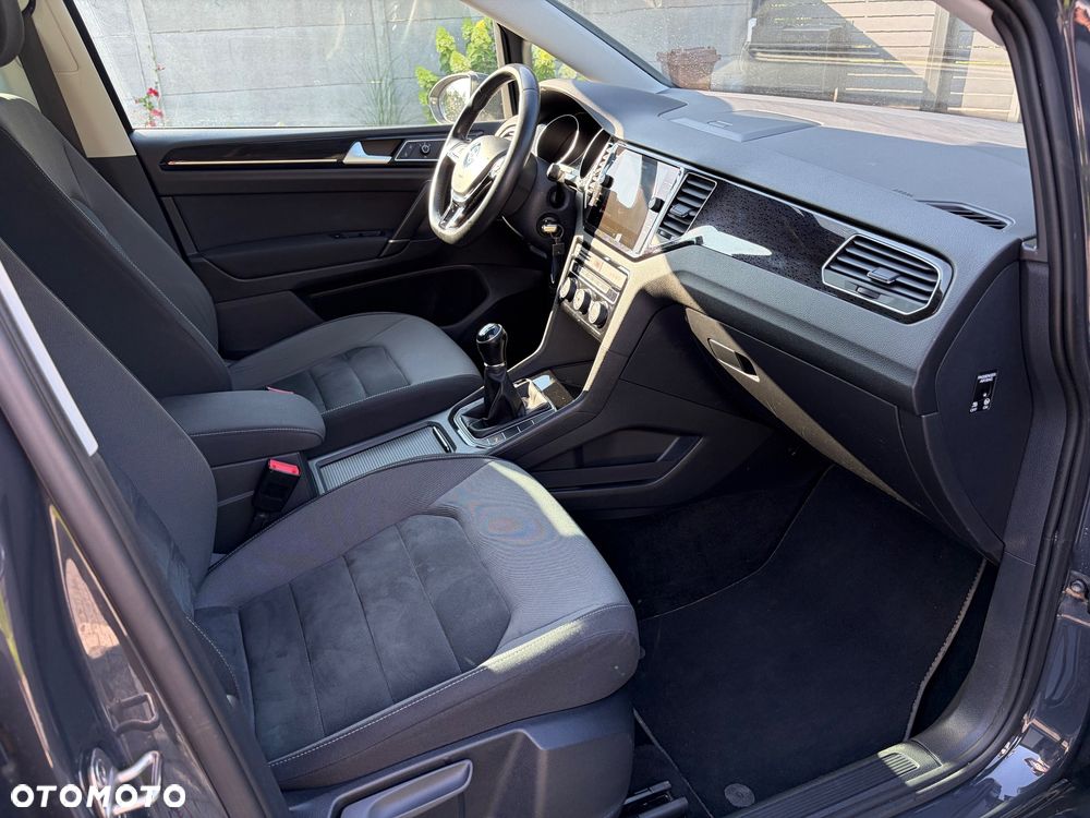 Volkswagen Golf Sportsvan 1.5 TSI ACT OPF Highline - 22