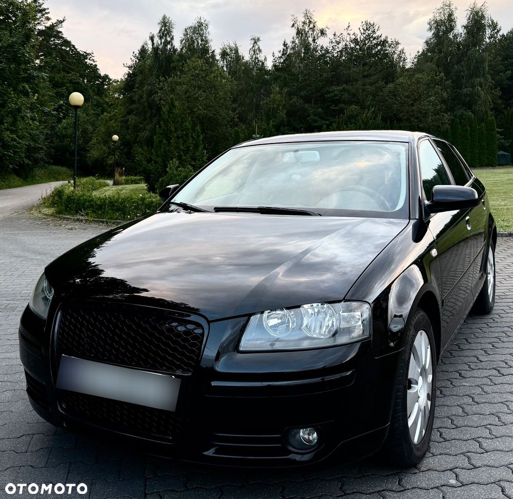Audi A3 Sportback - 1