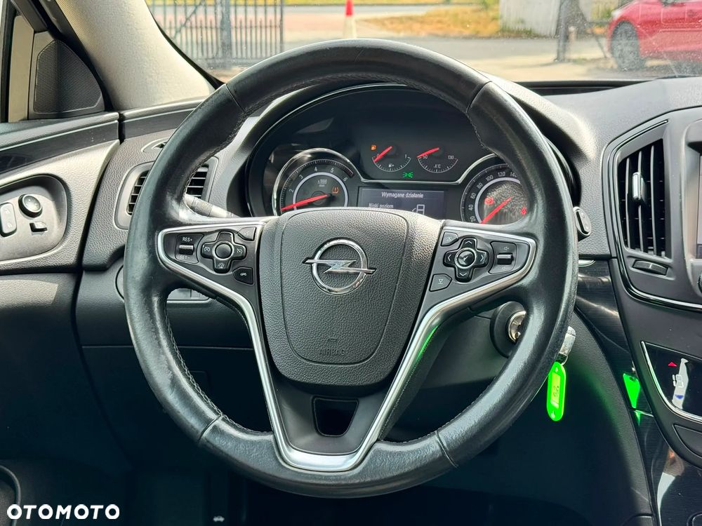 Opel Insignia - 19