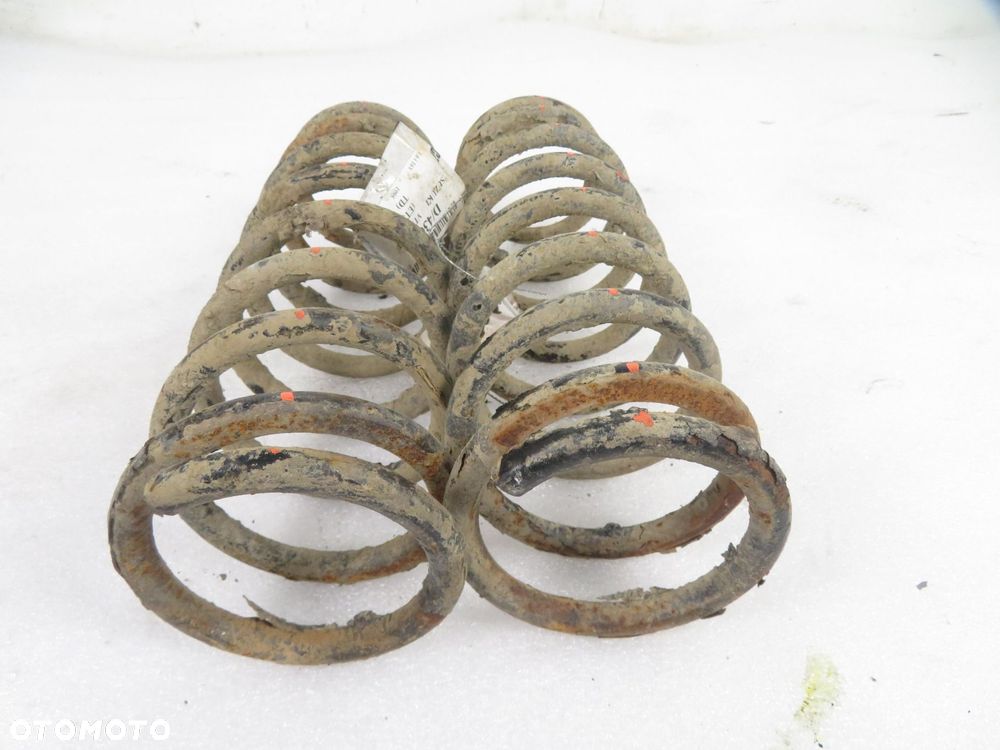 SPRĘŻYNY TYŁ SUZUKI VITARA I 1.6 - 2