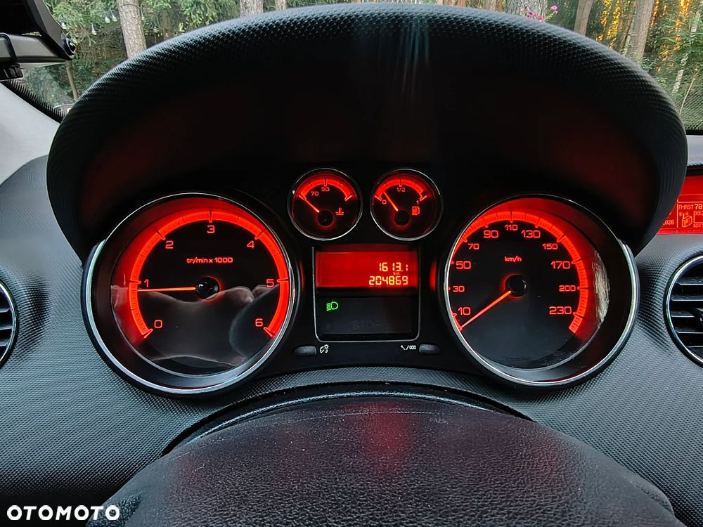 Peugeot 308 1.6 HDi Premium - 10