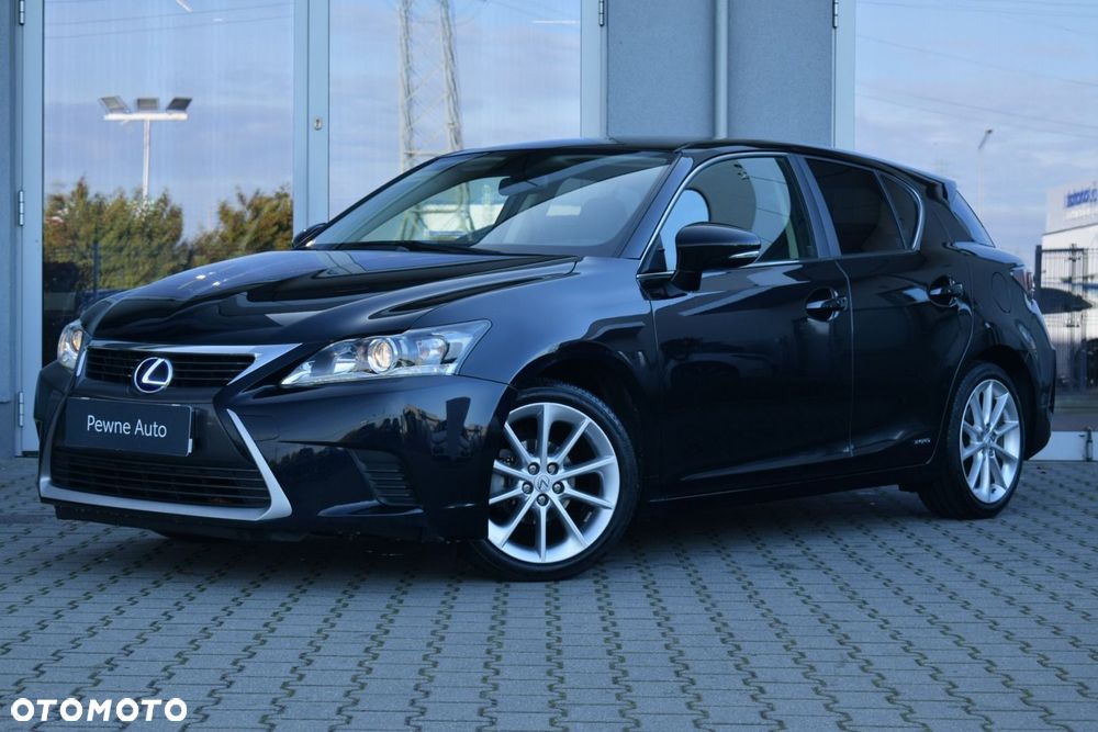 Lexus CT - 1