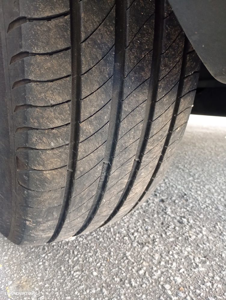 Chevrolet Captiva 2.0 VCDi Seven 7L - 8