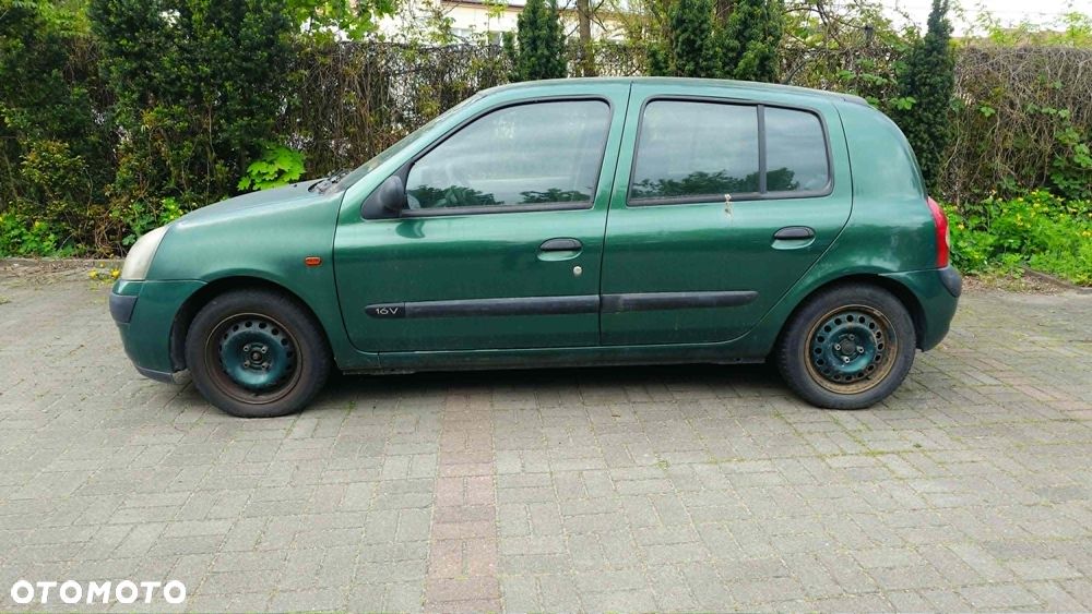 Renault Clio - 2