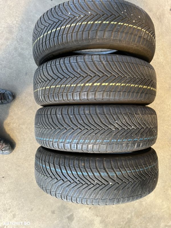 vând 4 anvelope 215/65/17 Michelin allseazon foarte bune - 1