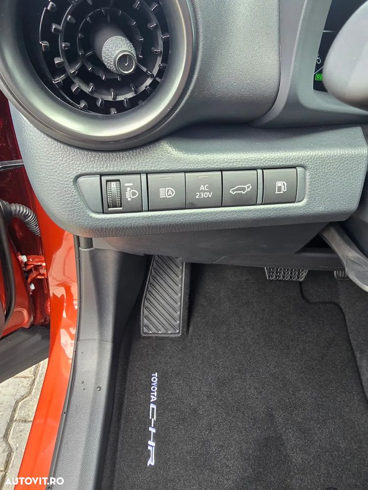 Toyota C-HR 2.0 PHEV 223 CP 4x2 CVT Exclusive - 10