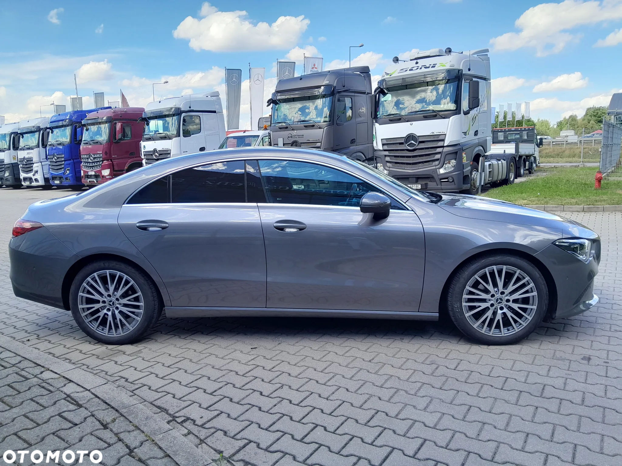 Mercedes-Benz CLA 180 7G-DCT - 6