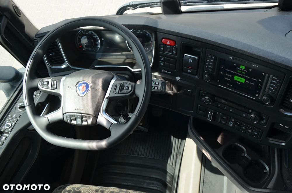 Scania R 500 / KLIMA P. / ACC / NAVI / ALCOA / FULL LED / 4 PODUSZKI / WAGA / DE 3860 - 21