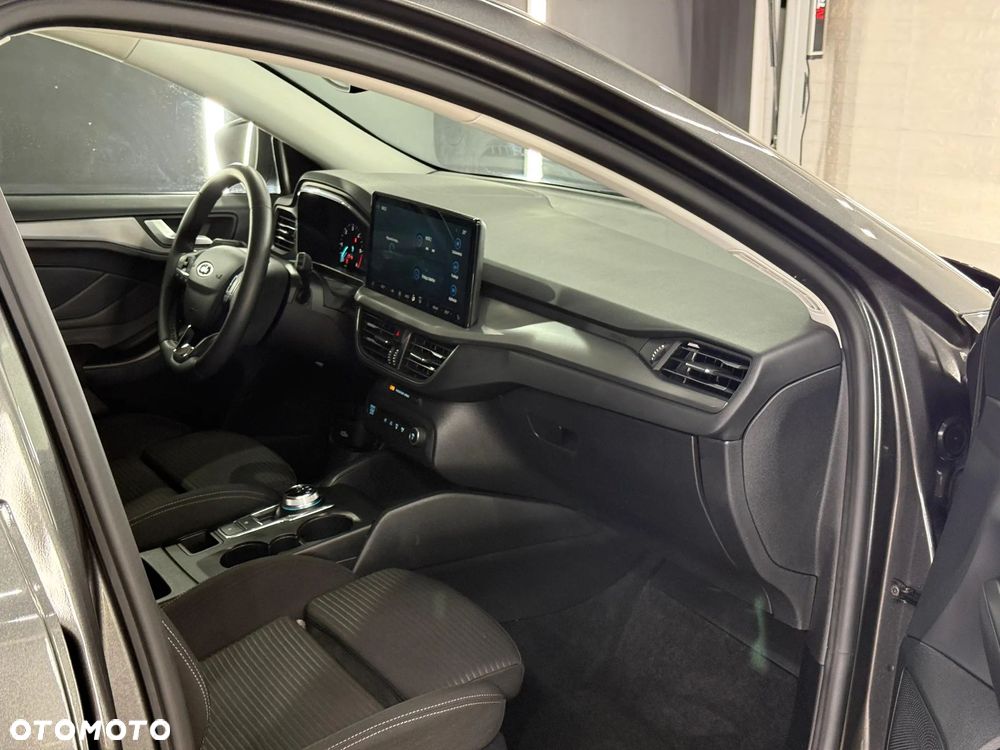 Ford Focus - 17