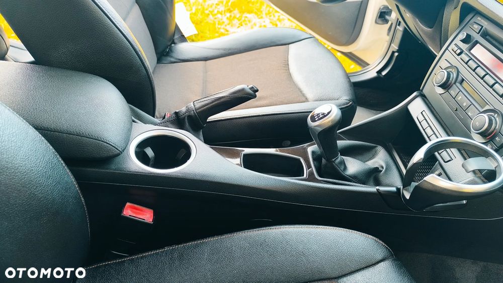 BMW X1 sDrive16d Sport Line - 15