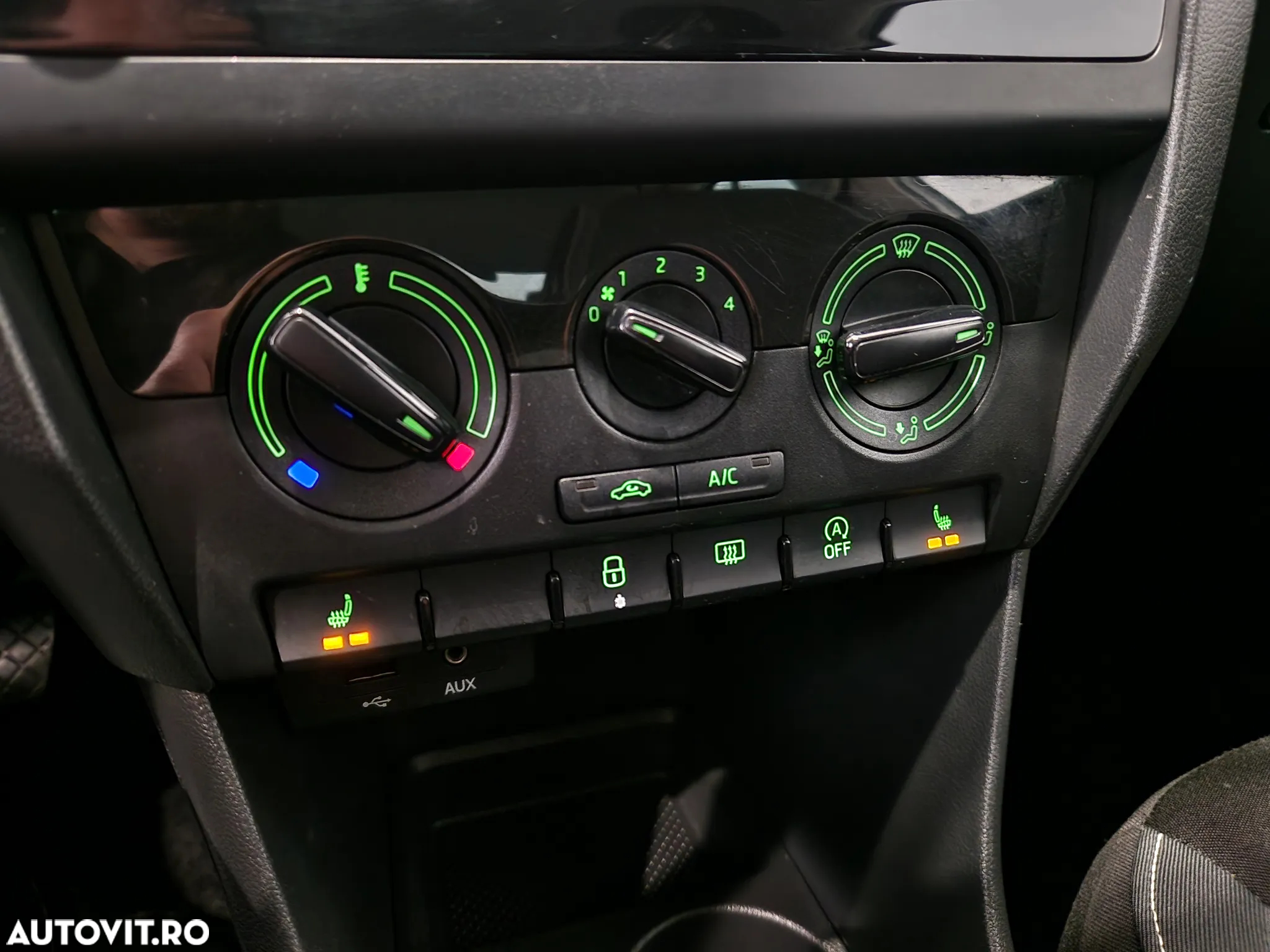 Skoda RAPID - 21