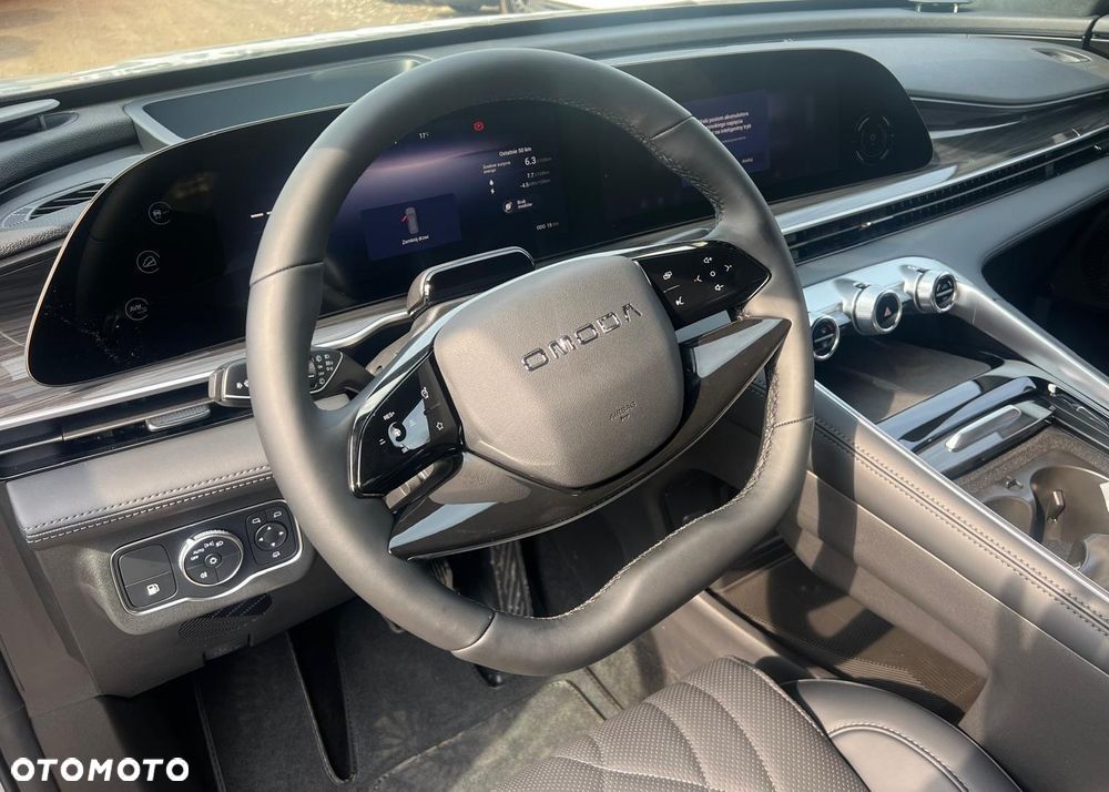 Omoda 9 1.5 Super Hybrid Exclusive AWD - 11