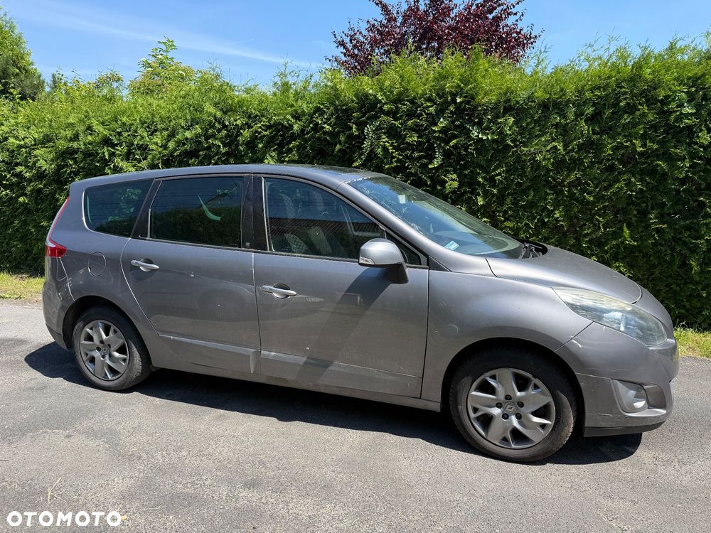 Renault Grand Scenic - 6