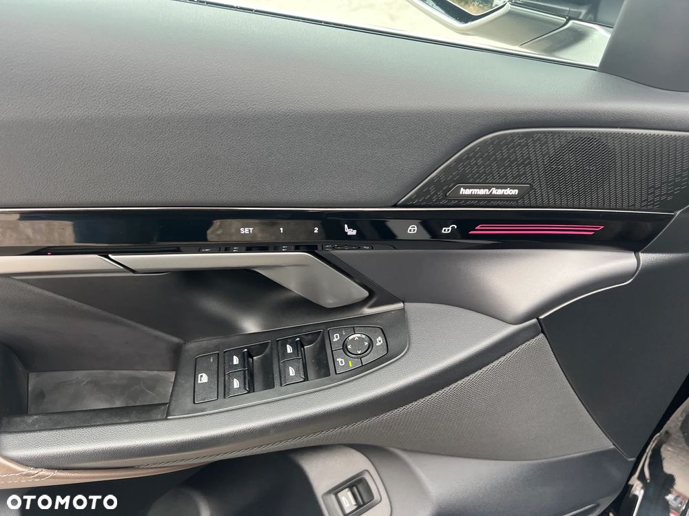 BMW Seria 5 530e PHEV - 19