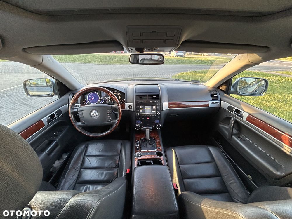Volkswagen Touareg 3.2 V6 Tiptr - 22