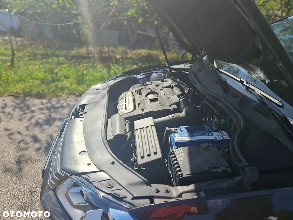 Volkswagen Passat 1.4 TSI BMT Highline - 29