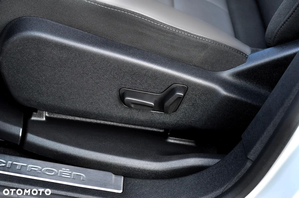 Citroën C5 Aircross 1.2 PureTech Shine EAT8 - 21
