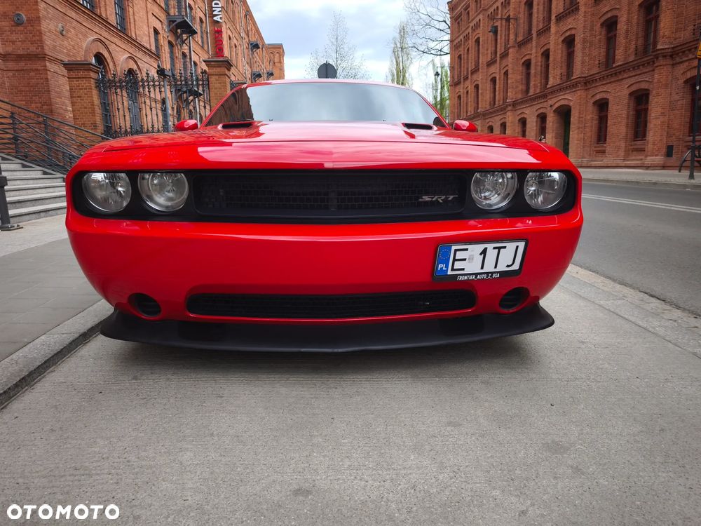 Dodge Challenger - 13