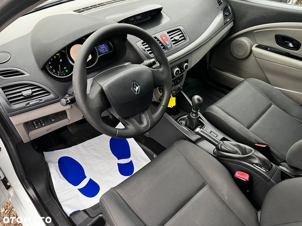 Renault Megane 1.6 16V 110 Dynamique - 5