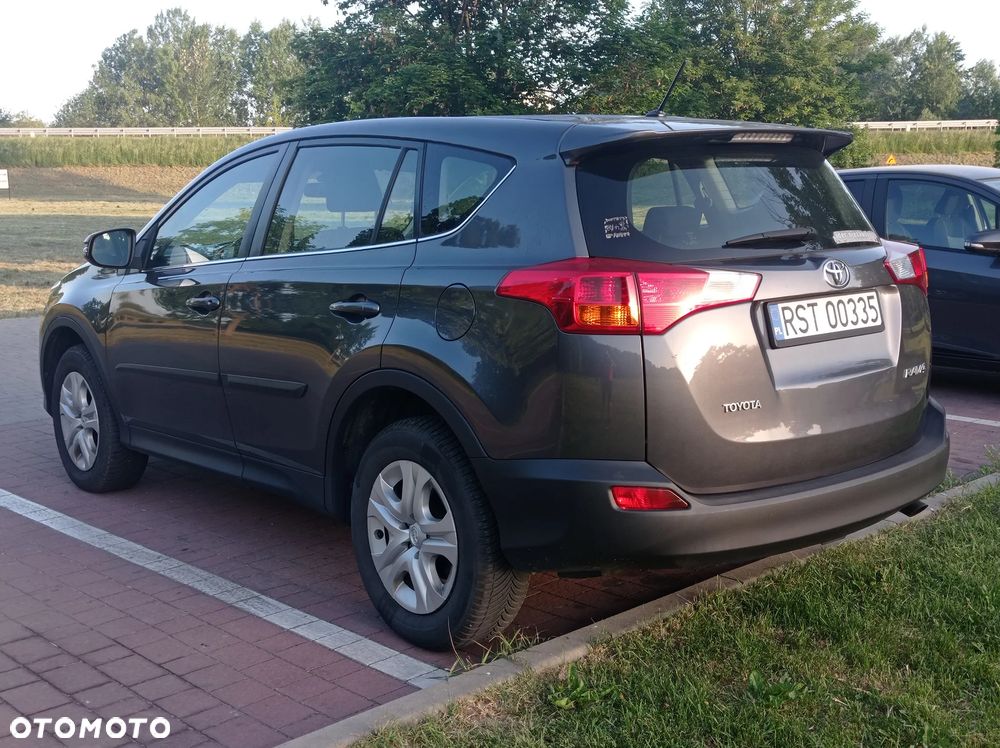 Toyota RAV4 2.0 D-4D Active 4x2 - 9