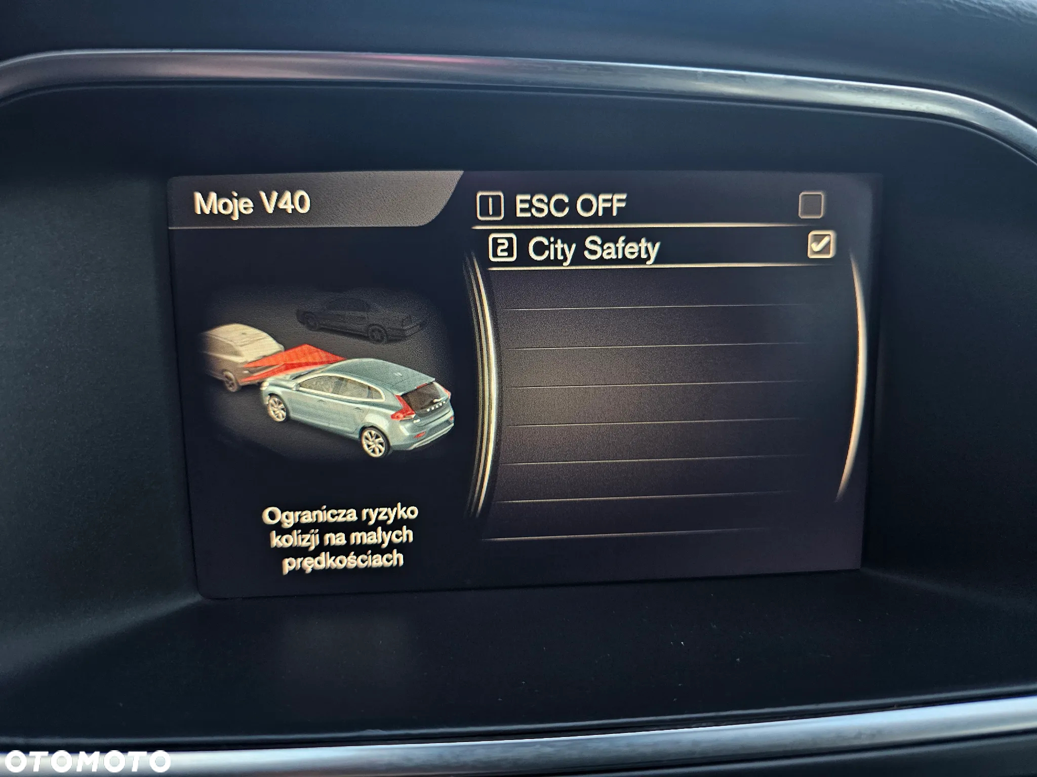 Volvo V40 T2 Summum - 39