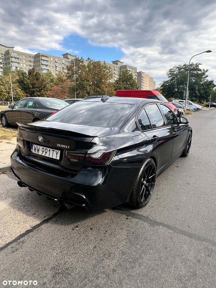 BMW Seria 3 335i - 8