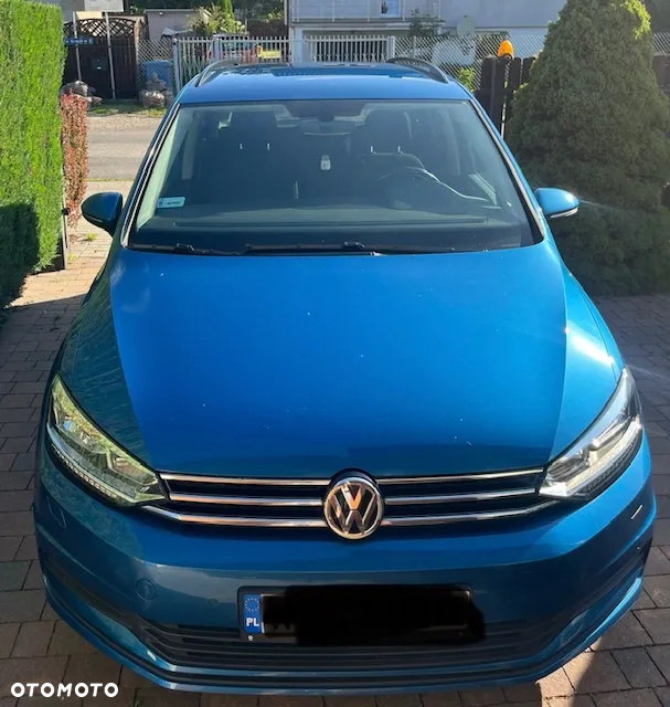 Volkswagen Touran - 4