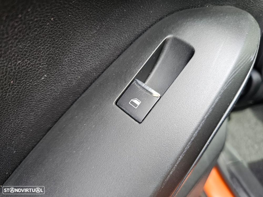 Ford Focus 1.0 EcoBoost Active Aut. - 44