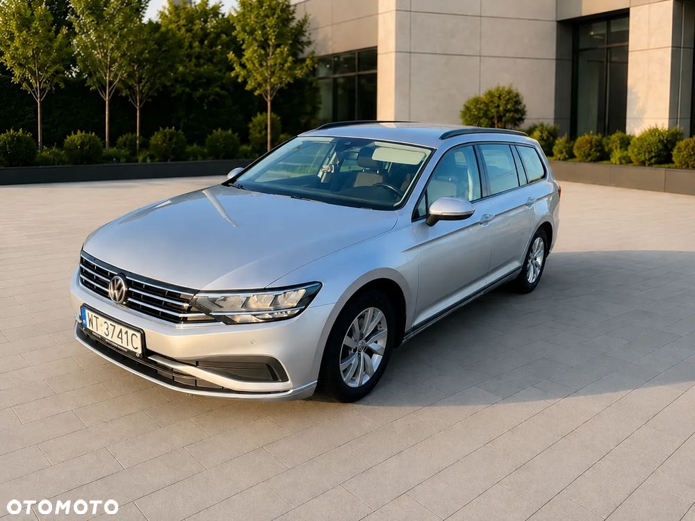 Volkswagen Passat 1.5 TSI EVO Business DSG - 1