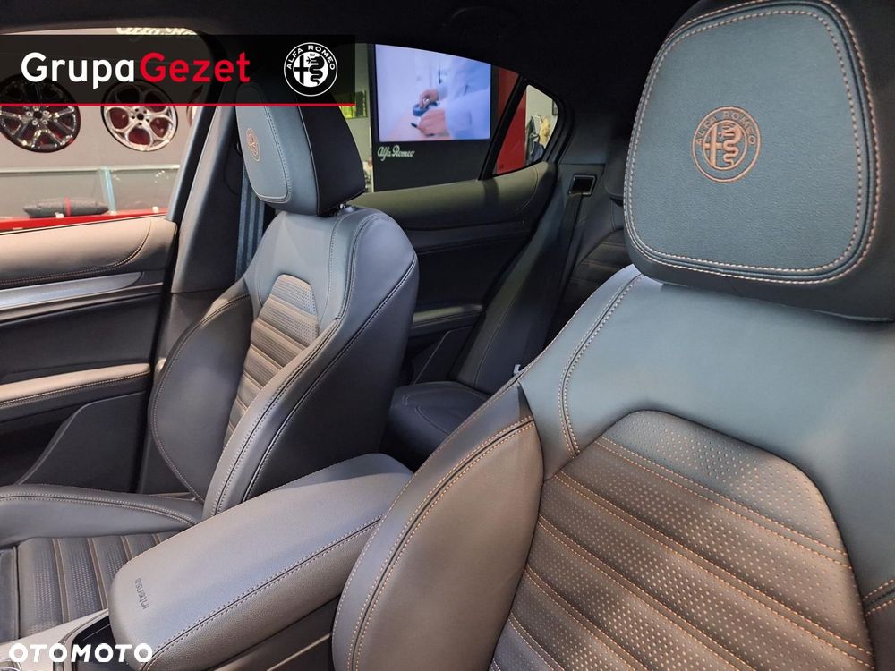 Alfa Romeo Stelvio - 6